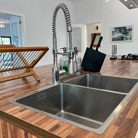 Villa Paraiso With Spectacular Ocean Viev Heated Pool & Jacuzzi Güimar